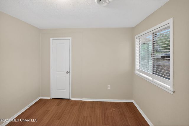 5559 Queen Mary Lane, Jackson, MS 39209