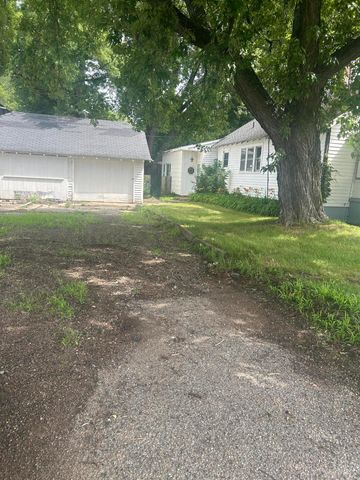 827 Golden Avenue, Battle Creek, MI 49014