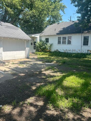 827 Golden Avenue, Battle Creek, MI 49014