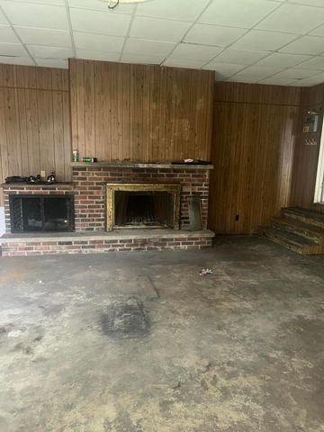 827 Golden Avenue, Battle Creek, MI 49014