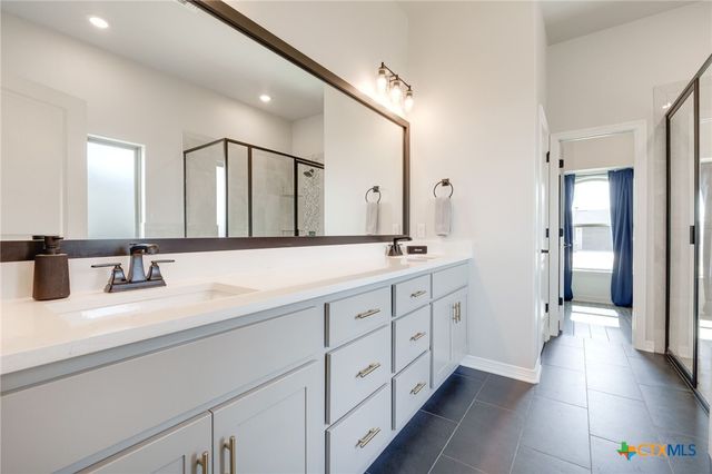 5507 Hollow Loop, Salado, TX 76571