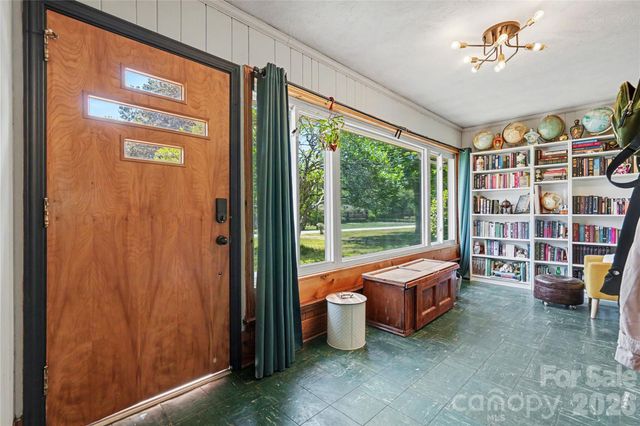6339 Thelo Drive, Charlotte, NC 28212