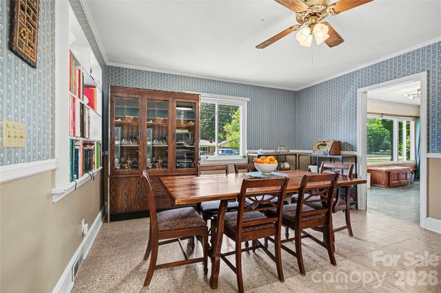6339 Thelo Drive, Charlotte, NC 28212
