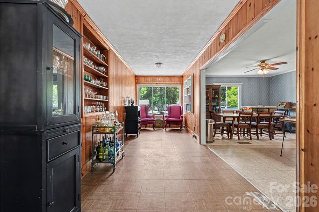 6339 Thelo Drive, Charlotte, NC 28212
