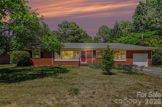 6339 Thelo Drive, Charlotte, NC 28212