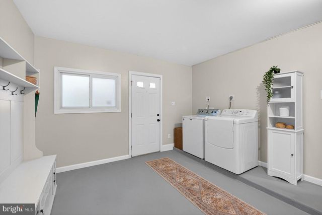 4010 NOVAR DR, Chantilly, VA 20151