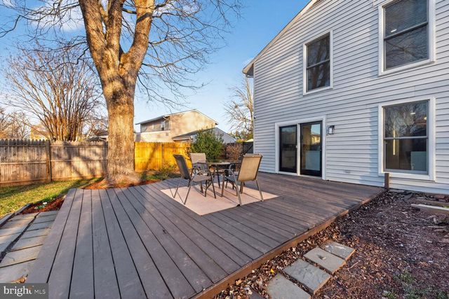 4010 NOVAR DR, Chantilly, VA 20151