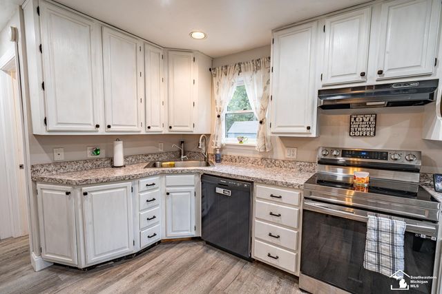 1756 W Samaria Road, Temperance, MI 48182