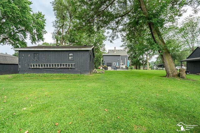 1756 W Samaria Road, Temperance, MI 48182