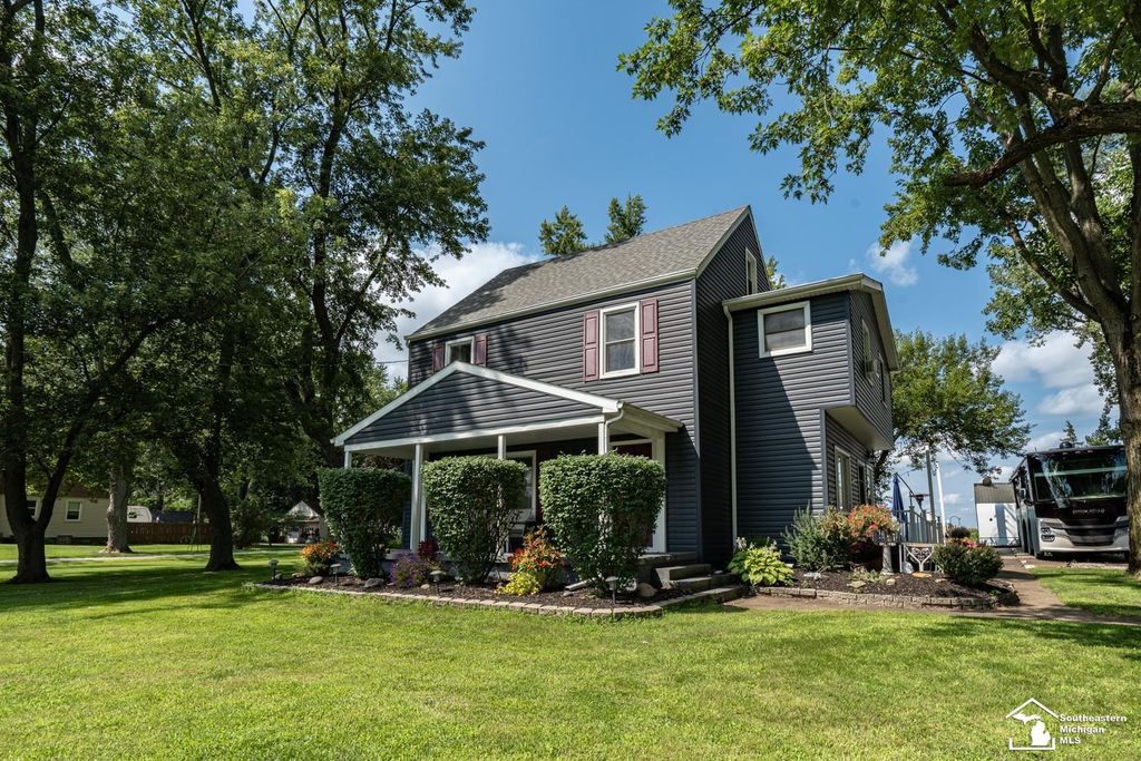 1756 W Samaria Road, Temperance, MI 48182