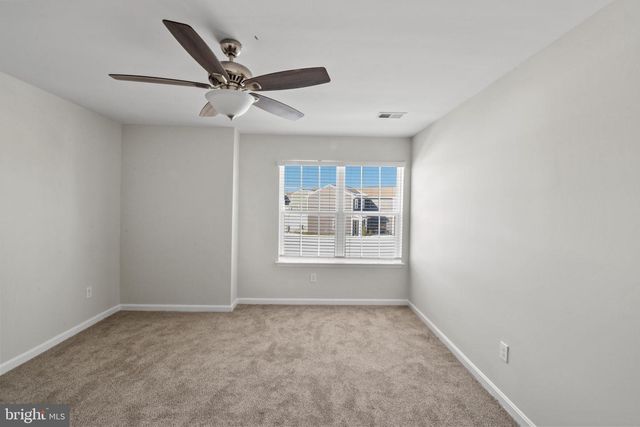 194 GUMSPRING DR, Charles Town, WV 25414