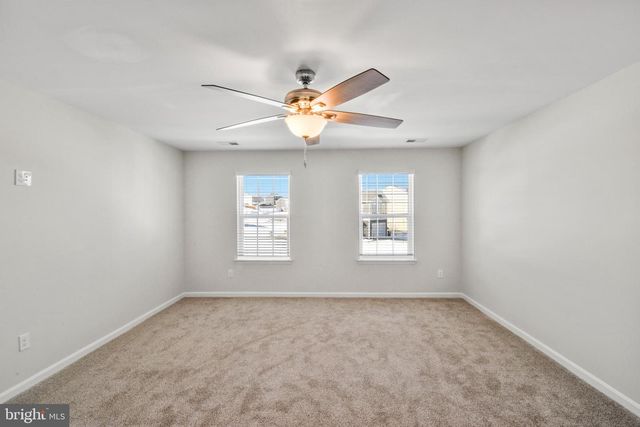 194 GUMSPRING DR, Charles Town, WV 25414