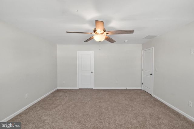 194 GUMSPRING DR, Charles Town, WV 25414