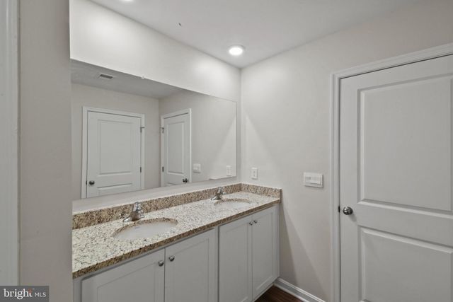 194 GUMSPRING DR, Charles Town, WV 25414