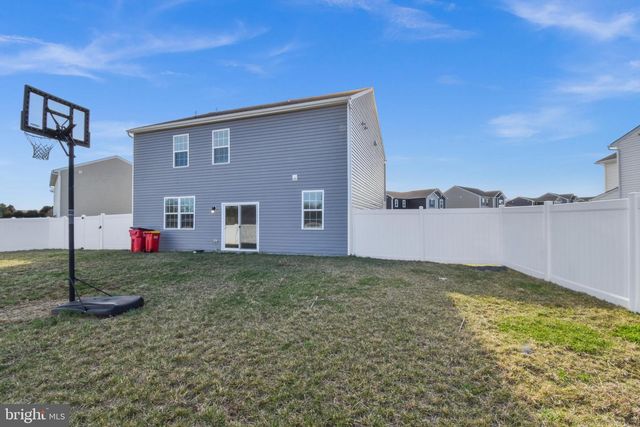 194 GUMSPRING DR, Charles Town, WV 25414