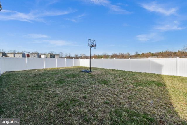 194 GUMSPRING DR, Charles Town, WV 25414