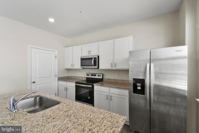 194 GUMSPRING DR, Charles Town, WV 25414