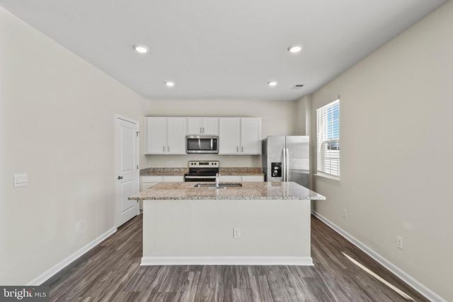 194 GUMSPRING DR, Charles Town, WV 25414