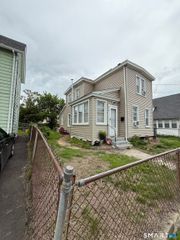 219 Adams Street, Bridgeport, CT 06607