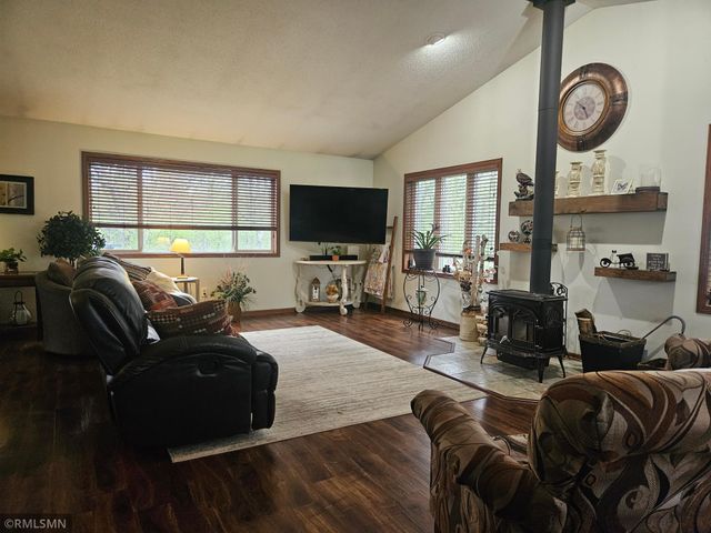9722 302nd Avenue NW, Princeton, MN 55371