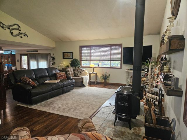 9722 302nd Avenue NW, Princeton, MN 55371