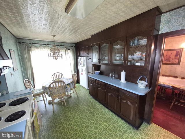 111 TAYLOR ST, Bristol, PA 19007