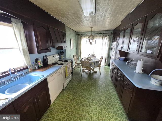 111 TAYLOR ST, Bristol, PA 19007