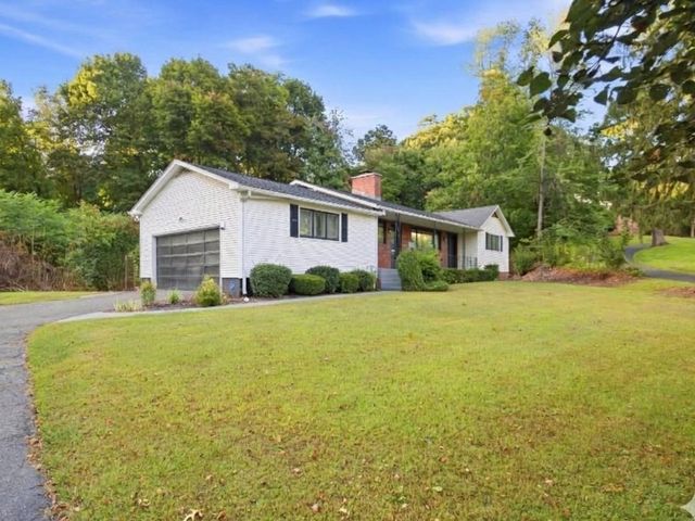 74 Springfield St, Springfield, MA 01107