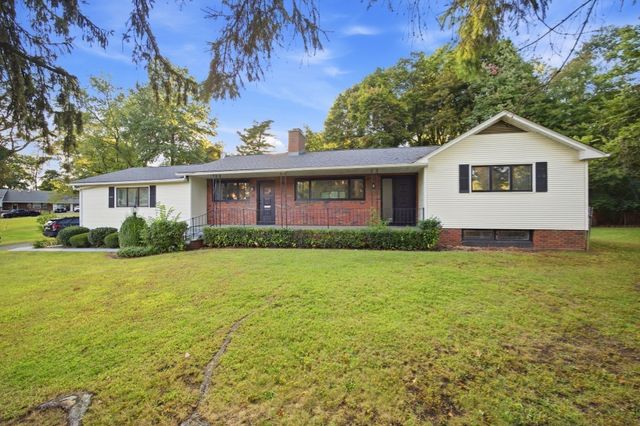 74 Springfield St, Springfield, MA 01107
