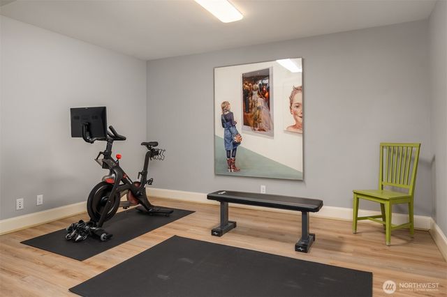 2242 79th Avenue NE, Medina, WA 98039