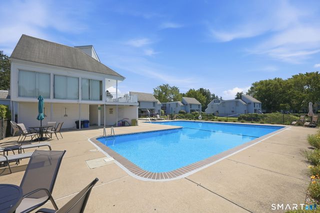 75 Cinnamon Springs 75, South Windsor, CT 06074