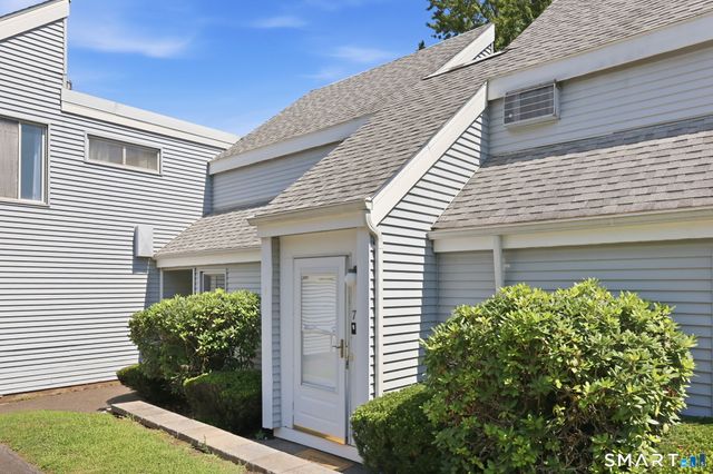 75 Cinnamon Springs 75, South Windsor, CT 06074