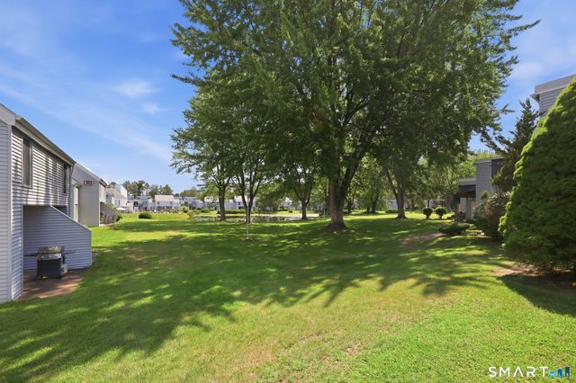 75 Cinnamon Springs 75, South Windsor, CT 06074