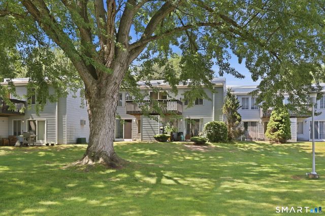 75 Cinnamon Springs 75, South Windsor, CT 06074