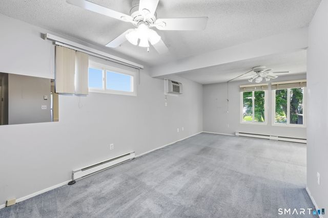 75 Cinnamon Springs 75, South Windsor, CT 06074