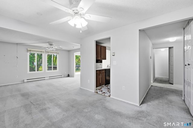 75 Cinnamon Springs 75, South Windsor, CT 06074