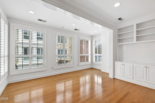 2813 Market Bridge Lane 205, Raleigh, NC 27608