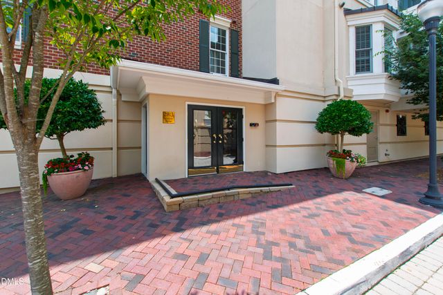 2813 Market Bridge Lane 205, Raleigh, NC 27608