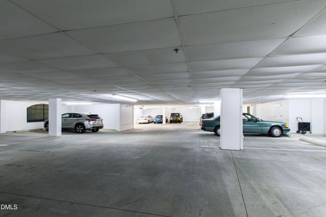 2813 Market Bridge Lane 205, Raleigh, NC 27608