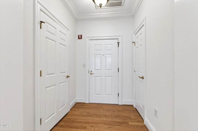 2813 Market Bridge Lane 205, Raleigh, NC 27608