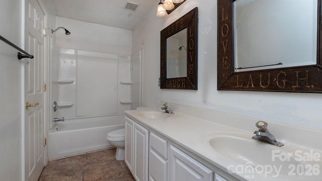 11751 Blue Tick Court, Charlotte, NC 28269