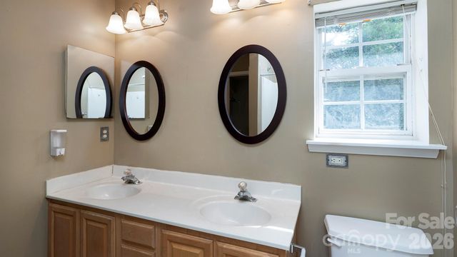 11751 Blue Tick Court, Charlotte, NC 28269