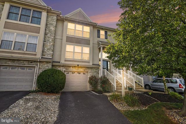 634 LAUSCH LN, Lancaster, PA 17601