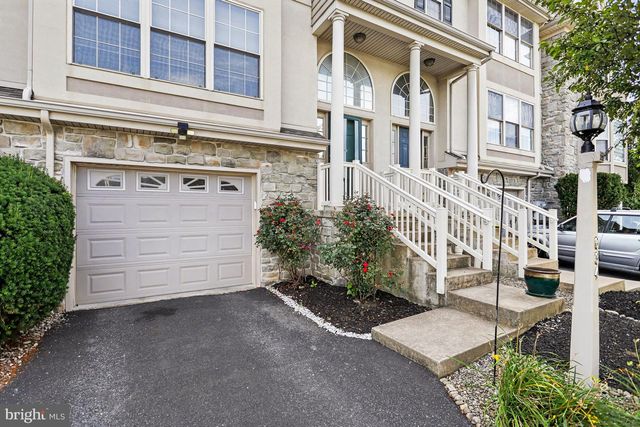 634 LAUSCH LN, Lancaster, PA 17601