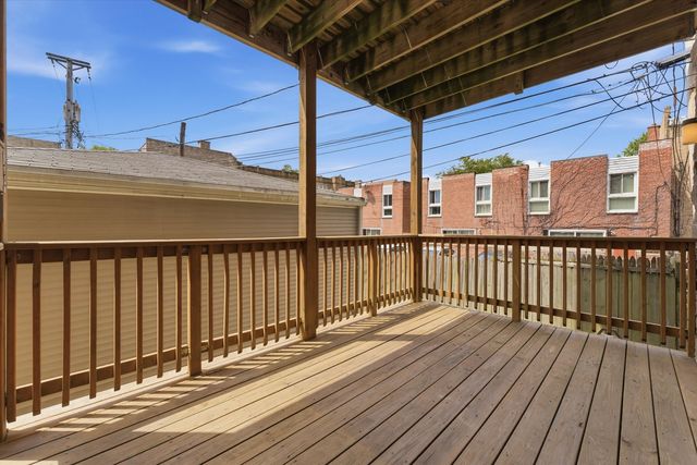 7018 N Ashland Boulevard 1N, Chicago, IL 60626