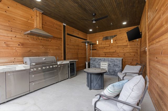 1105 Stockell St, Nashville, TN 37207