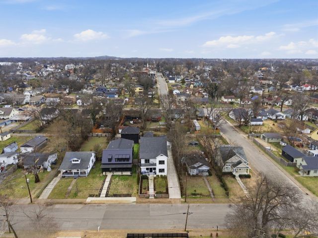 1105 Stockell St, Nashville, TN 37207