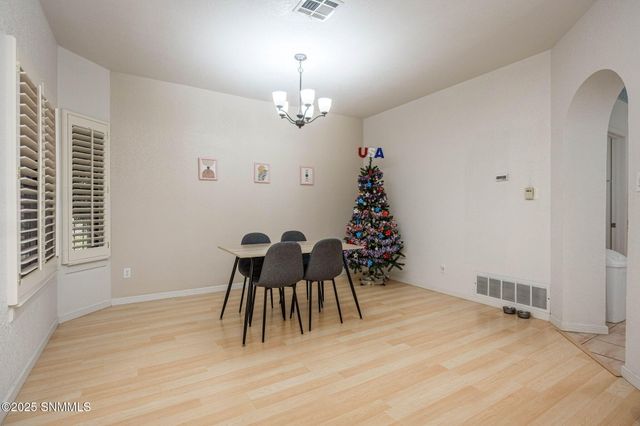 5024 Moon Shadow Place, Las Cruces, NM 88011