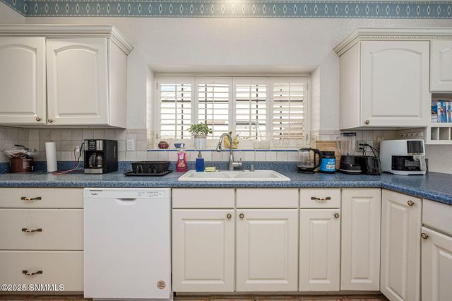 5024 Moon Shadow Place, Las Cruces, NM 88011