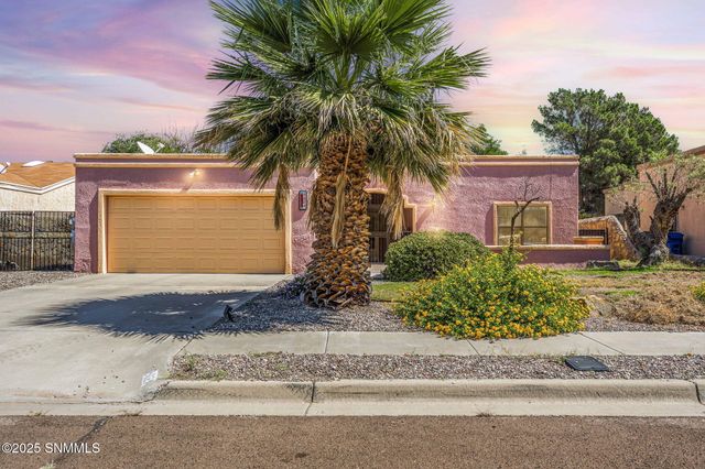 5024 Moon Shadow Place, Las Cruces, NM 88011